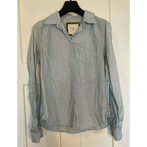 American Eagle Button Up Shirt Size 12 light blue chambray Womens - Picture 1 of 7